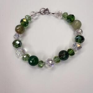 🚨3 for $15🚨 Handmade Beaded Bracelet in Green